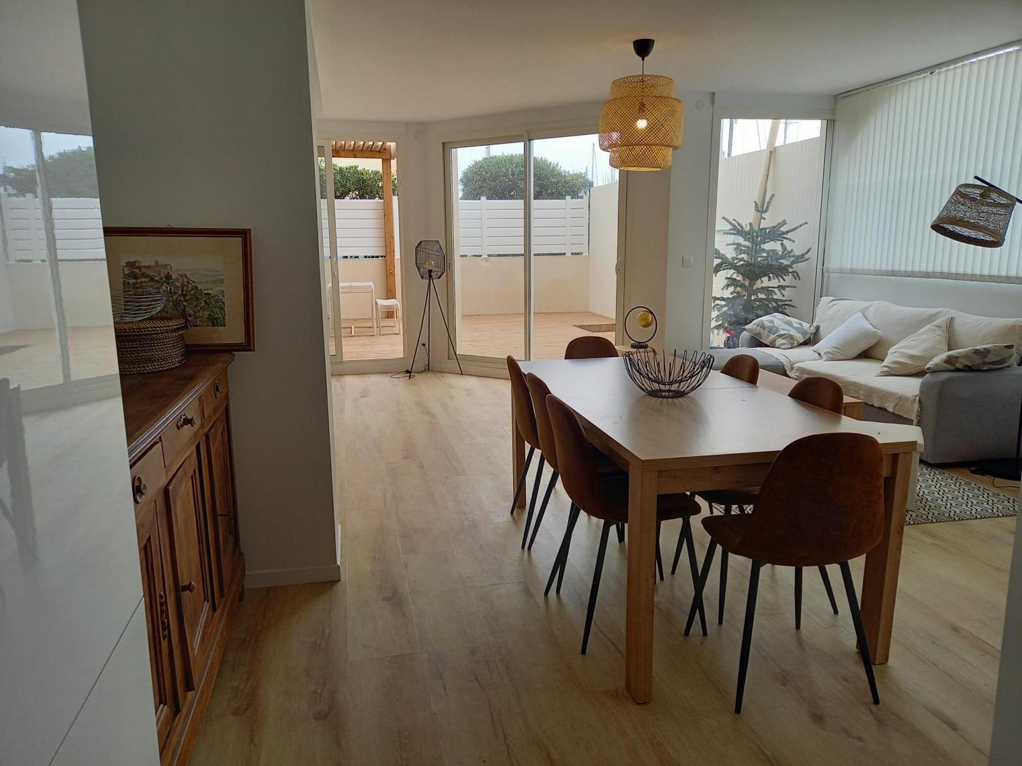Appartement 100 M2 Terrasse Piscine Грюїссан Екстер'єр фото
