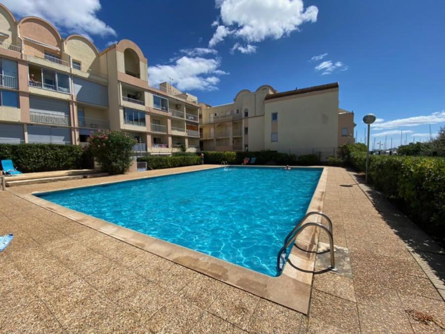 Appartement 100 M2 Terrasse Piscine Грюїссан Екстер'єр фото